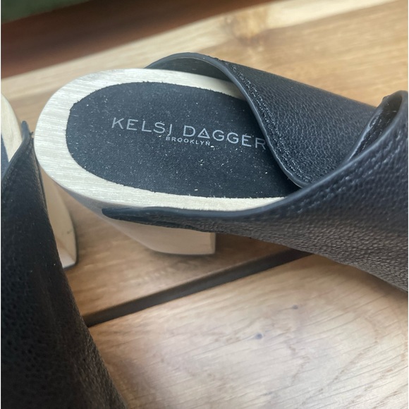 Anthropologie Kelsi Dagger Brooklyn Clogs Worn once Size 7.5 - Picture 2 of 12
